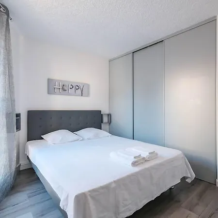 Suquet A Apartment *